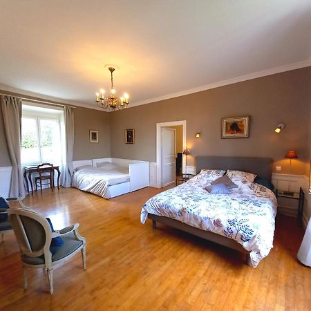 Au Pays De Jacquou : Chambre D'Hotes Et Table D'Hotes Fossemagne Exterior foto